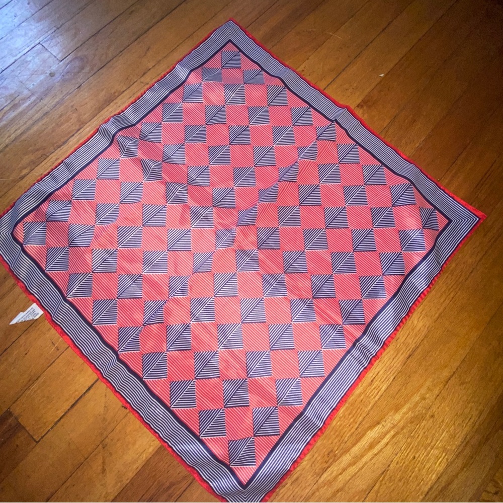 Sally Gee SCARF JAPAN VINTAGE 100% POLYESTER 21”x21” Red Blue